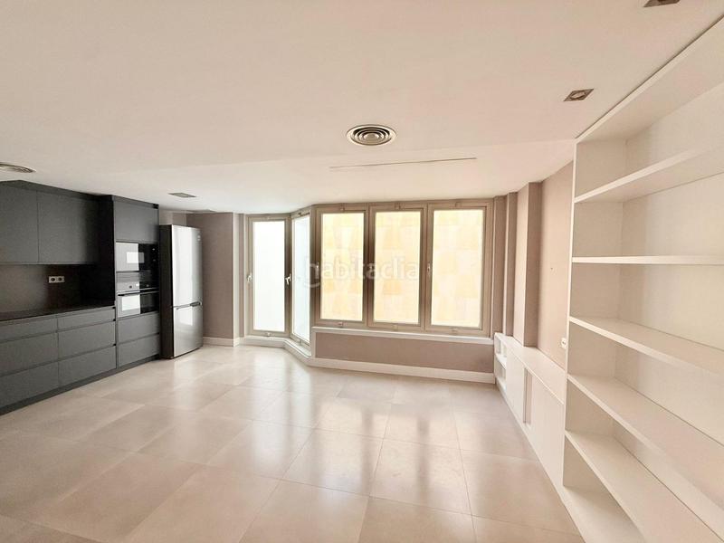 Foto 4e68dab4-c04a-4594-9657-82e84e9d1bcf. Miete etagenwohnung mit heizung parking in Sant Francesc Valencia