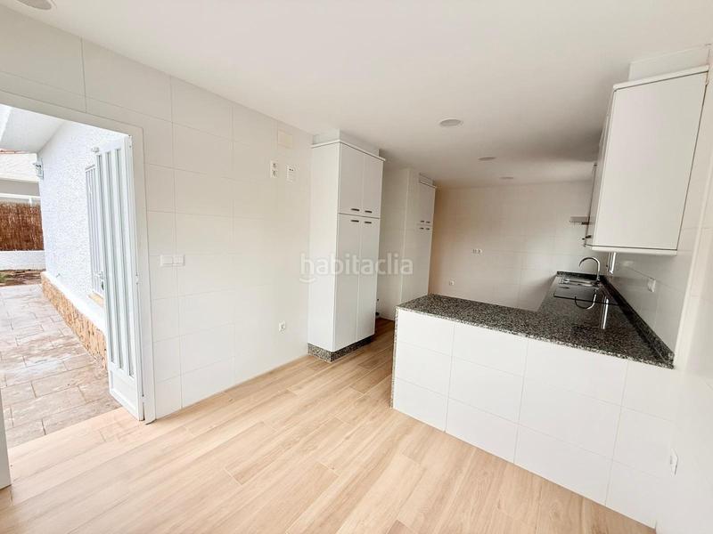 Foto 0fa87bc3-d48c-454b-a54f-0a0290c07598. Alquiler chalet se alquila chalet reformado . en Rocafort