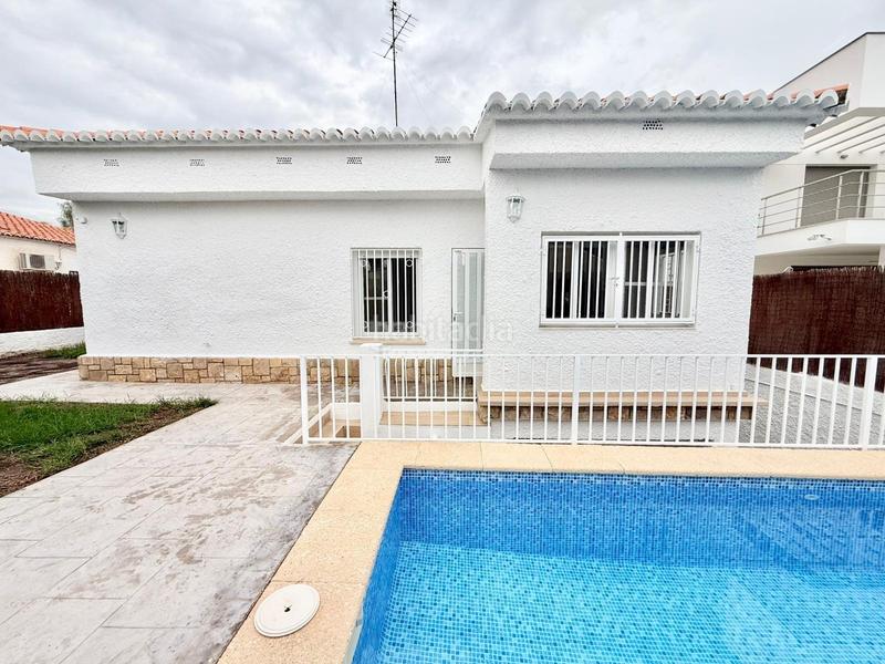 Foto f960836d-58e0-49e9-acdf-fe10aae5f046. Miete chalet mit heizung parking pool in Rocafort