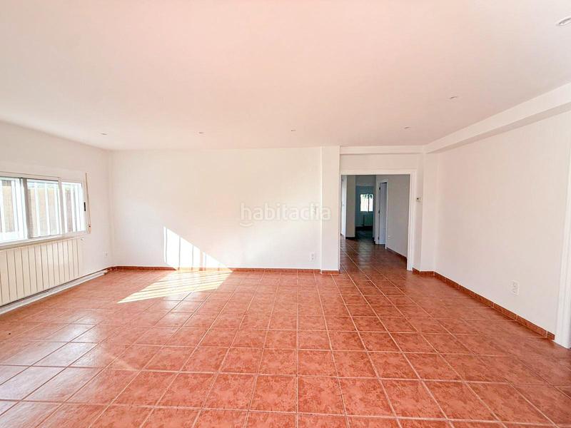 Foto c31ccb10-7d00-463c-9db2-cd8d02347c48. Affitto chalet con riscaldamento parcheggio piscina in Rocafort