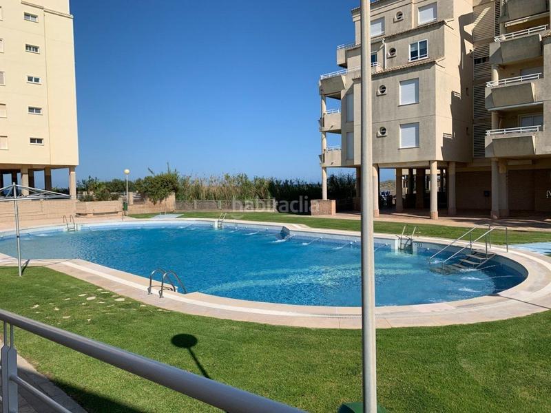 Foto 11d20152-172e-47e6-8db4-1550fed186d2. Etagenwohnung mit parking in El Perellonet Valencia