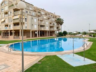Pis  Gaviotas. Apartamento en venta en urbanización playas de civisa