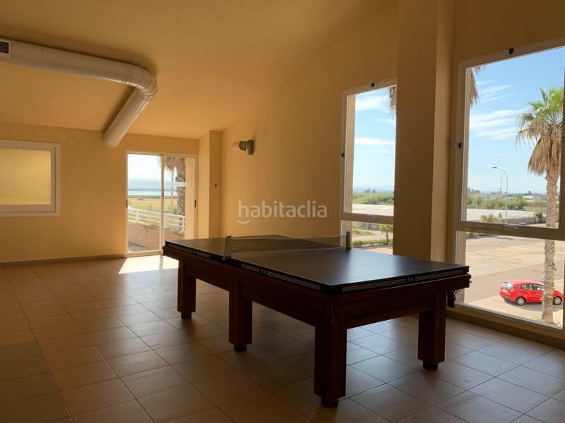 Foto 645bf3ee-3ac3-424a-ab12-ee4ac45153ad. Etagenwohnung mit parking in El Perellonet Valencia