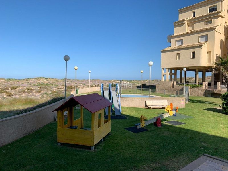 Foto b16d82ad-be2d-4db6-ba2a-22d2145d49b0. Pis amb aparcament a El Perellonet Valencia