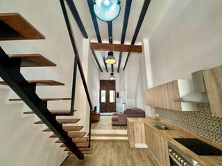 Location Rez-de-chaussée  Carrer rosari. Se alquila planta baja en el cabanyal