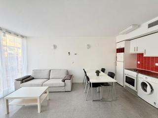 Location Appartement  Calle pintor stolz. Se alquila piso en pintor stolz en valencia