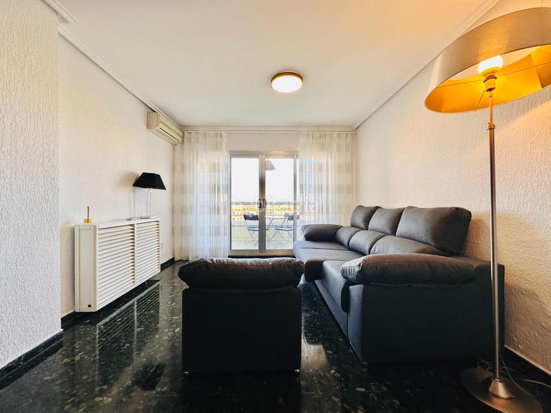 Foto 88ae6c7f-a97f-4885-bf2d-28d6b52523f7. Rent flat with heating in L´Amistat Valencia