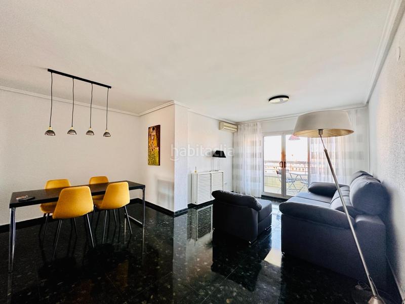 Foto d23093cf-abd3-4fa4-b0f5-1215bd5e03a2. Rent flat with heating in L´Amistat Valencia