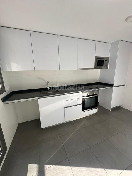 Foto 4d5dad20-63f9-4fe8-a0ca-b165805d46bd. Affitto appartamento con parcheggio piscina in Malilla Valencia