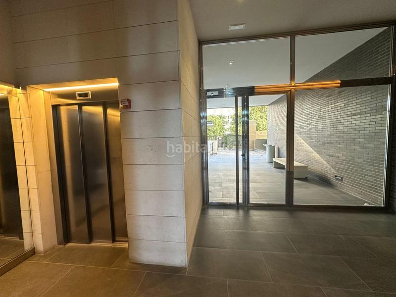 Foto a22ca734-b561-4721-a8f4-0eb6d698505a. Alquiler piso alquiler piso de 3 habitaciones con piscina, garaje y trastero en Valencia