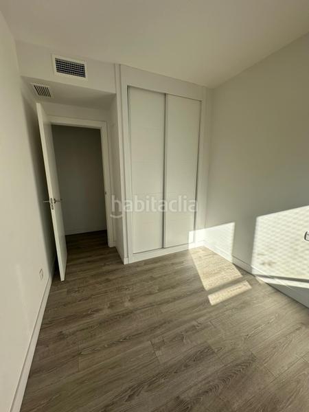 Foto c39b515d-19aa-452b-9570-b63839648757. Alquiler piso alquiler piso de 3 habitaciones con piscina, garaje y trastero en Valencia