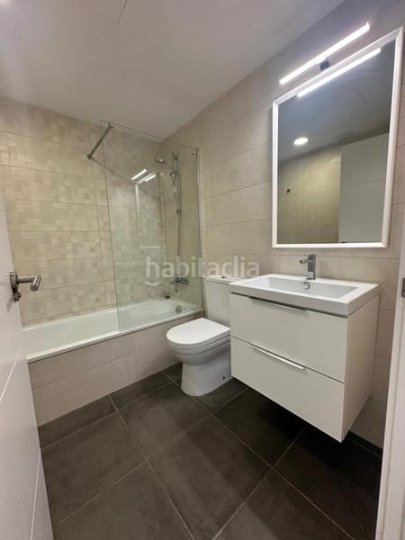 Foto f87b9b13-e3ba-4ccc-a796-c60f9a6f072d. Rent flat with parking pool in Malilla Valencia