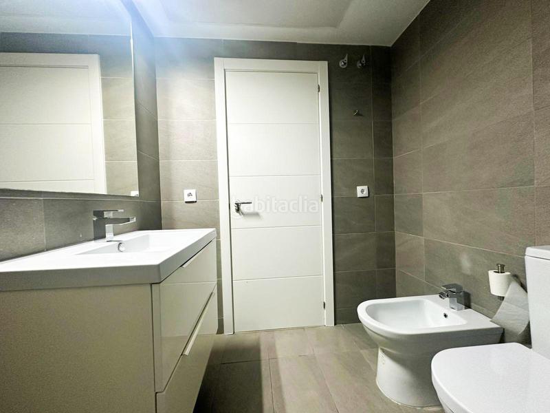 Foto ab2fe4f6-528a-4fa9-8a90-511305c1a1bc. Affitto appartamento con parcheggio piscina in Malilla Valencia