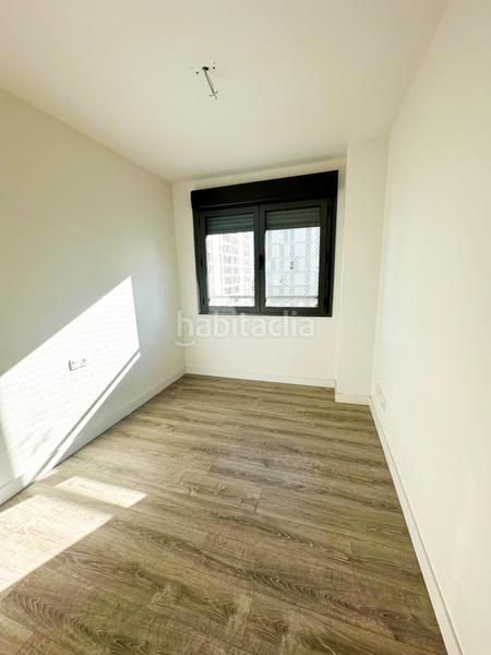 Foto 26e0dd90-c479-48a8-9d94-c4e4b33e2ef7. Lloguer pis amb aparcament piscina a Malilla Valencia