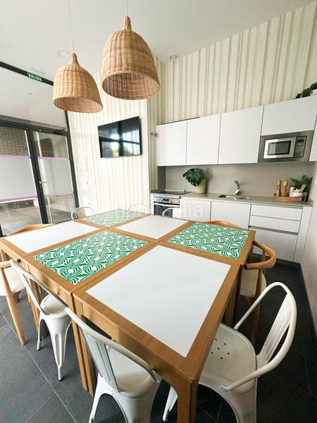 Foto 1f8d9f67-25f0-4859-b694-8fd21d0a8502. Location appartement avec parking piscine dans Malilla Valencia