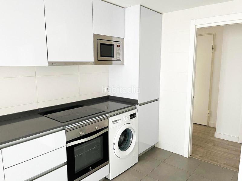 Foto 35859dd9-6b80-44f8-a6ba-d8914752faf8. Location appartement avec parking piscine dans Malilla Valencia