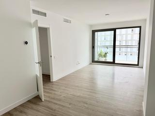 Location Appartement  Calle isla formentera. Alquiler piso de 3 habitaciones con piscina, garaje y trastero