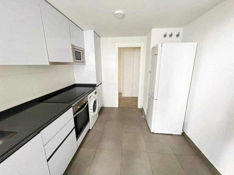 Foto 52d92783-3ce3-482a-9be9-842f6e4462dd. Location appartement avec parking piscine dans Malilla Valencia