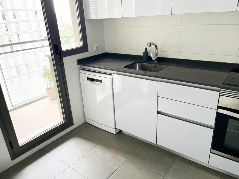 Foto 57f52793-8f56-49f0-9e7e-b8c77398b227. Location appartement avec parking piscine dans Malilla Valencia