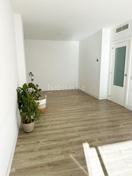 Foto 021ae458-446e-4871-9463-43380f123675. Miete etagenwohnung mit parking pool in Malilla Valencia