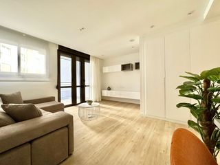 Location Appartement  Calle colon. Piso reformado en calle colón  valencia centro