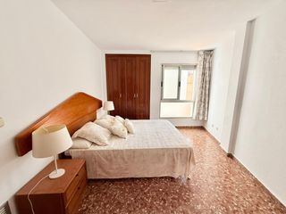 Miete Etagenwohnung  Ruzafa. Amplio y luminoso piso en alquiler en calle ruzafa