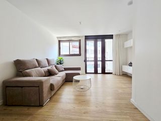 Rent Flat  Calle colon. Piso reformado en calle colón  valencia centro