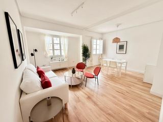 Location Appartement  Calderon barca. Piso reformado a estrenar en calle calderón de la barca
