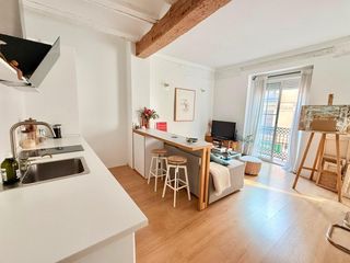 Affitto Appartamento  Calle jesus. Apartamento céntrico con encanto en valencia