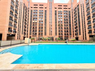 Lloguer Pis  Calle escultor luis bolinches compañ. Vivienda con piscina y garaje incluido junto a la ciudad de las