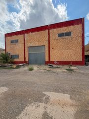 Nau industrial a L'Amet