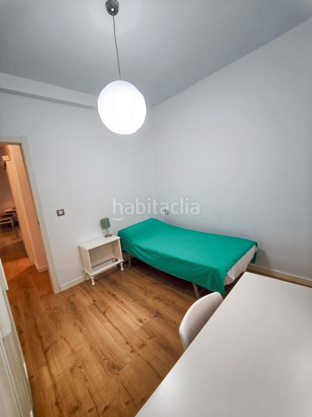 Foto 231f0e8c-e69d-4027-8197-0d27fde1f577. Rent flat with heating in El Pilar Valencia