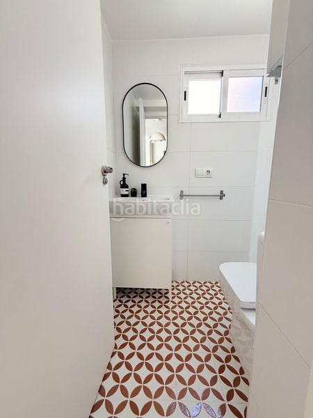 Foto cfa64eed-544f-47e5-bb43-ff04edbfee57. Etagenwohnung mit heizung in Russafa Valencia
