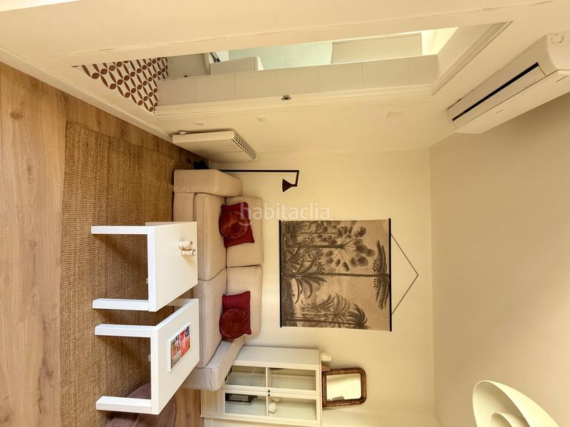 Foto f318828a-3c62-48d9-8644-71ab70ca63ad. Etagenwohnung mit heizung in Russafa Valencia