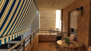 Appartement  Carrer del maestrat. Céntrico de 4 habitaciones