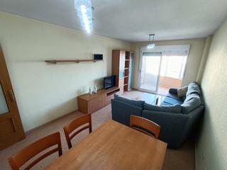 Appartement à Florida Baja. Fantástica vivienda de cuatro dormitorios en el barrio de la flo