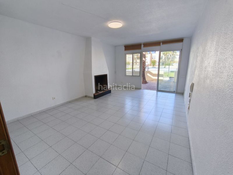Foto ce86b3a8-5d40-41fe-825e-ef90c4c6ede8. Casa amb xemeneia piscina a Agua Amarga - Urbanova Alicante