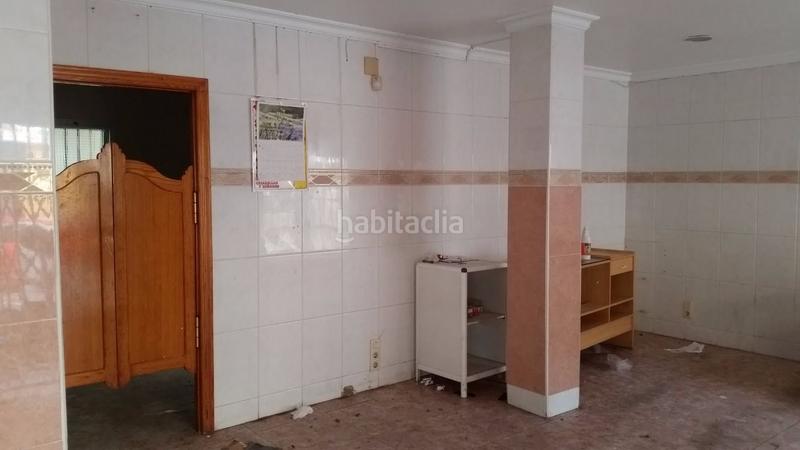 Foto 30d931f3-38ac-462a-b408-01cb0d3895d1. Locale commerciale in Plaza Elíptica - República Argentina Gandia