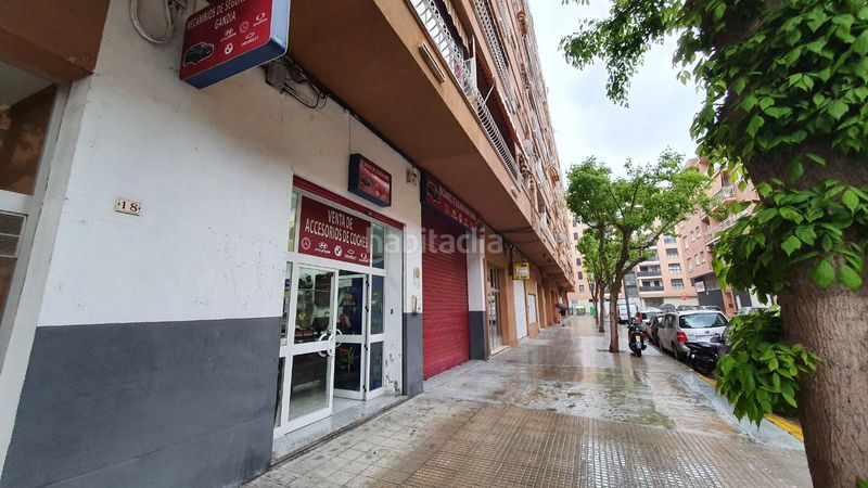 Foto 97d77f04-3da3-4380-b038-54c5a63dca26. Local comercial amb calefacció a Corea Gandia