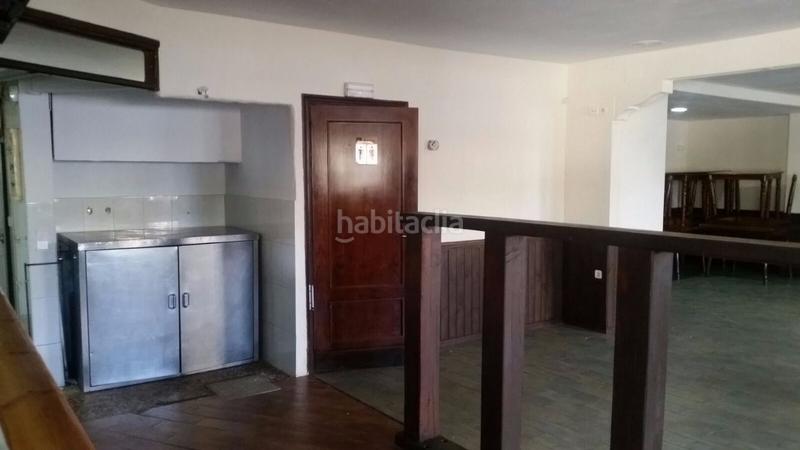 Foto d1e4f8c7-bce4-4888-bd27-0119b70c6f21. Alquiler local comercial restaurante en alquiler en funcionamiento en Gandia