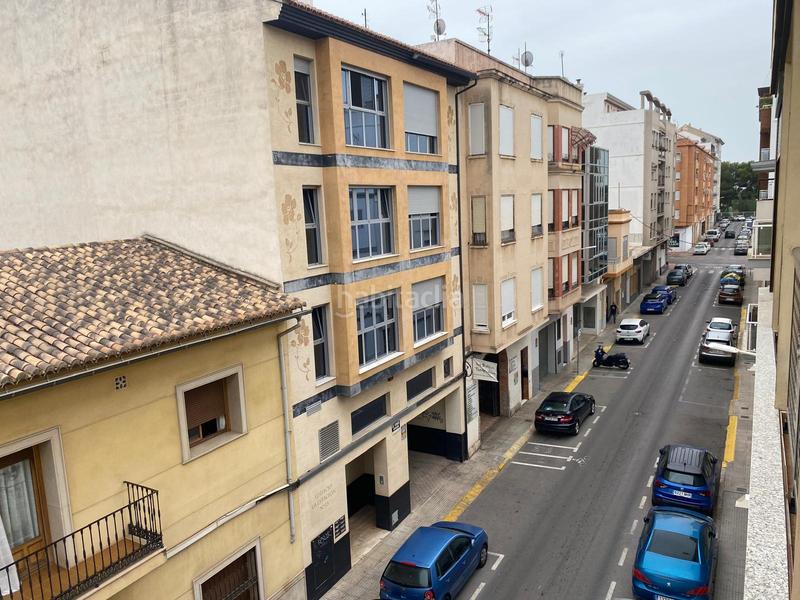Foto 5d8b5ceb-8b4d-468f-beba-96a235f70e3c. Alquiler piso  en renfe alquiler anual en Centro Histórico Gandia