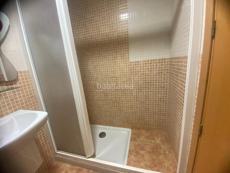 Foto a7ed8d2d-04b7-4e0d-ae45-2302c589a154. Alquiler piso  en renfe alquiler anual en Centro Histórico Gandia