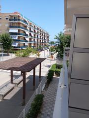 Lloguer Apartament a Carrer de catalunya 11. Apartamento en playa de gandía en 2 línea con fantástica terraza