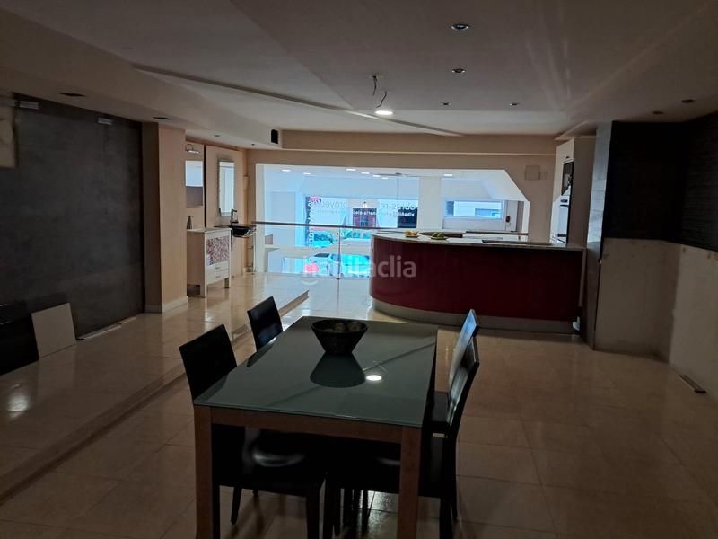 Foto b7eb3b45-1bb4-4250-87a6-3fc8caa4cb33. Locale commerciale in avinguda de la república argentina 57 in Gandia