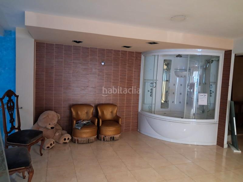 Foto c383d3d5-e506-4e2f-88e3-2857e7546a57. Locale commerciale in avinguda de la república argentina 57 in Gandia