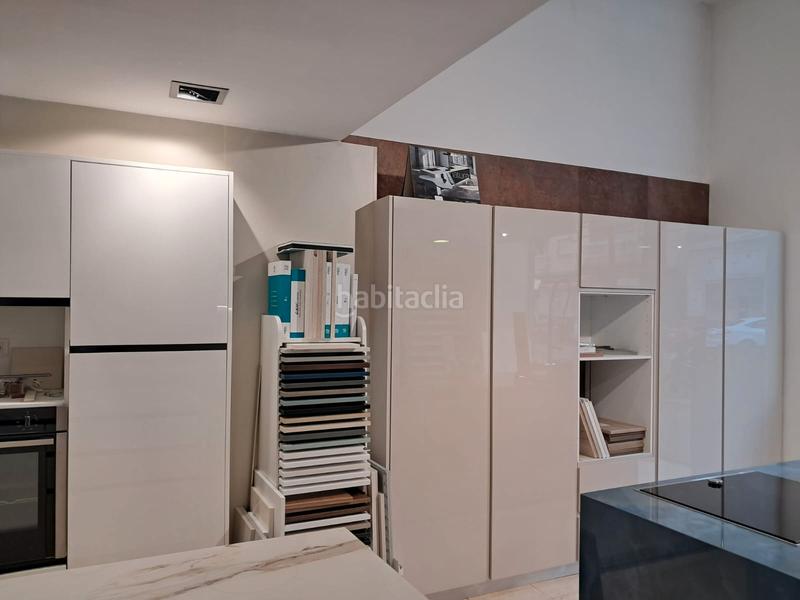 Foto d2cf2c0e-eee4-4399-bb0f-907c8e77ee32. Locale commerciale in avinguda de la república argentina 57 in Gandia