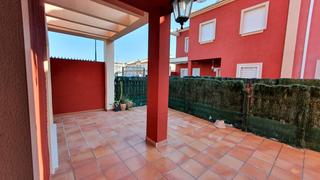 Lloguer Casa adossada a Carrer dijous 31. Adosado en el pueblo de palmera