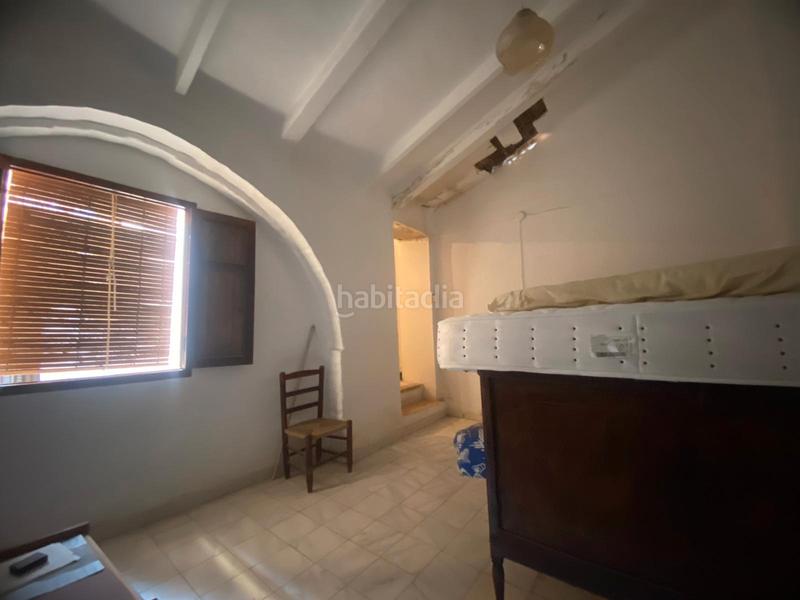 Foto b307432a-be60-4f64-8a59-827975ab961e. Casa en carrer de l'abadia 3 casa en el centro para reformar en Miramar