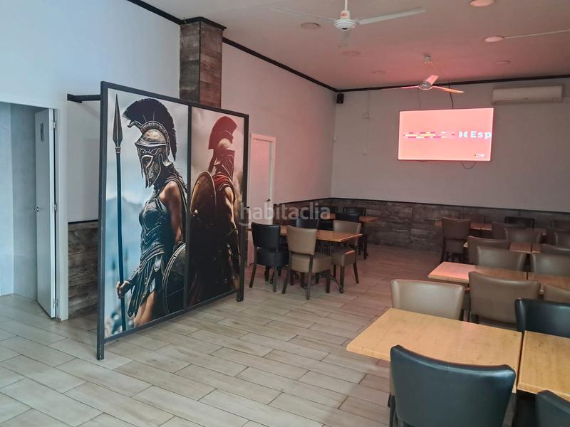 Foto dbe2b935-b8c6-408d-abbb-8ca4aaeddf53. Location local commercial dans carrer perú 42 dans Corea Gandia