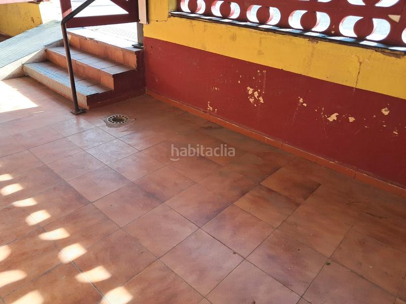 Foto a3ee94dc-d44d-449b-8001-5b0800b3bcbd. Local commercial dans carrer camp de morvedre 21 dans Gandia